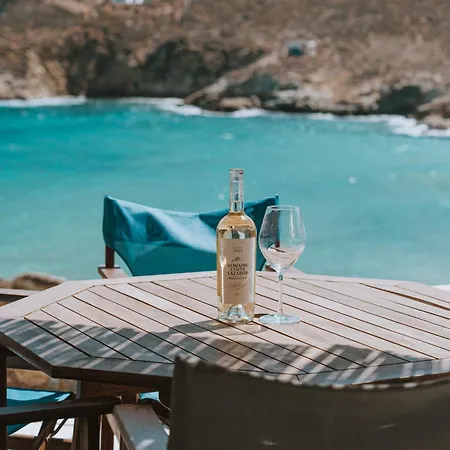 Ammos 1 * Serifos Town